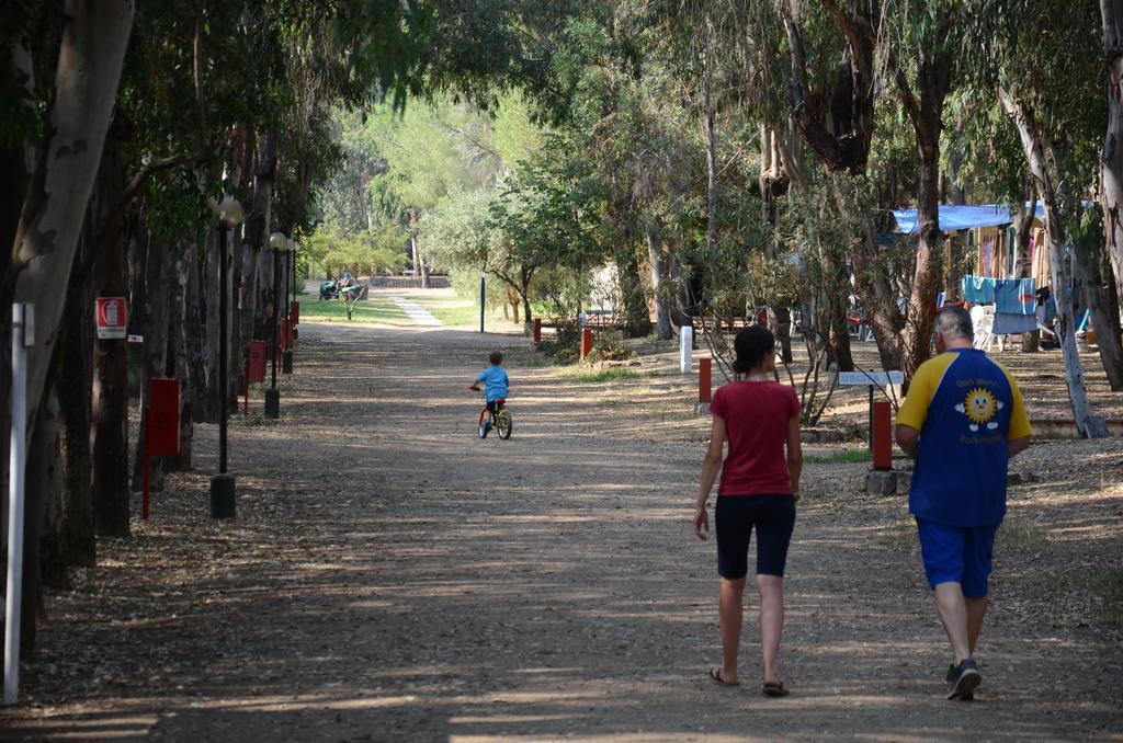 Happy Camp Mobile Homes In Camping Iscrixedda Lotzorai Bagian luar foto